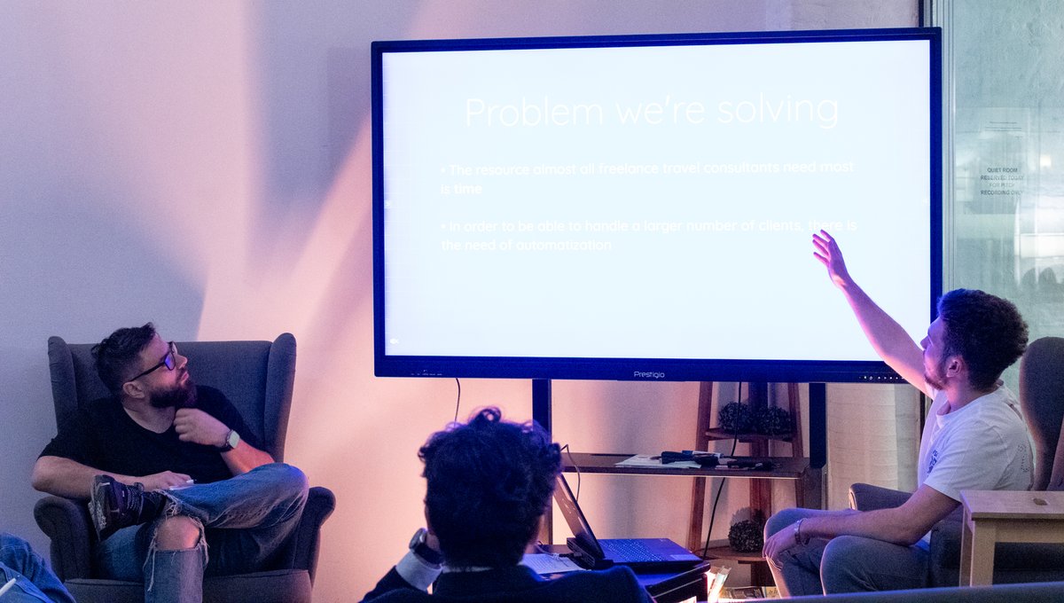 Money Agent Hackathon — prezentacije